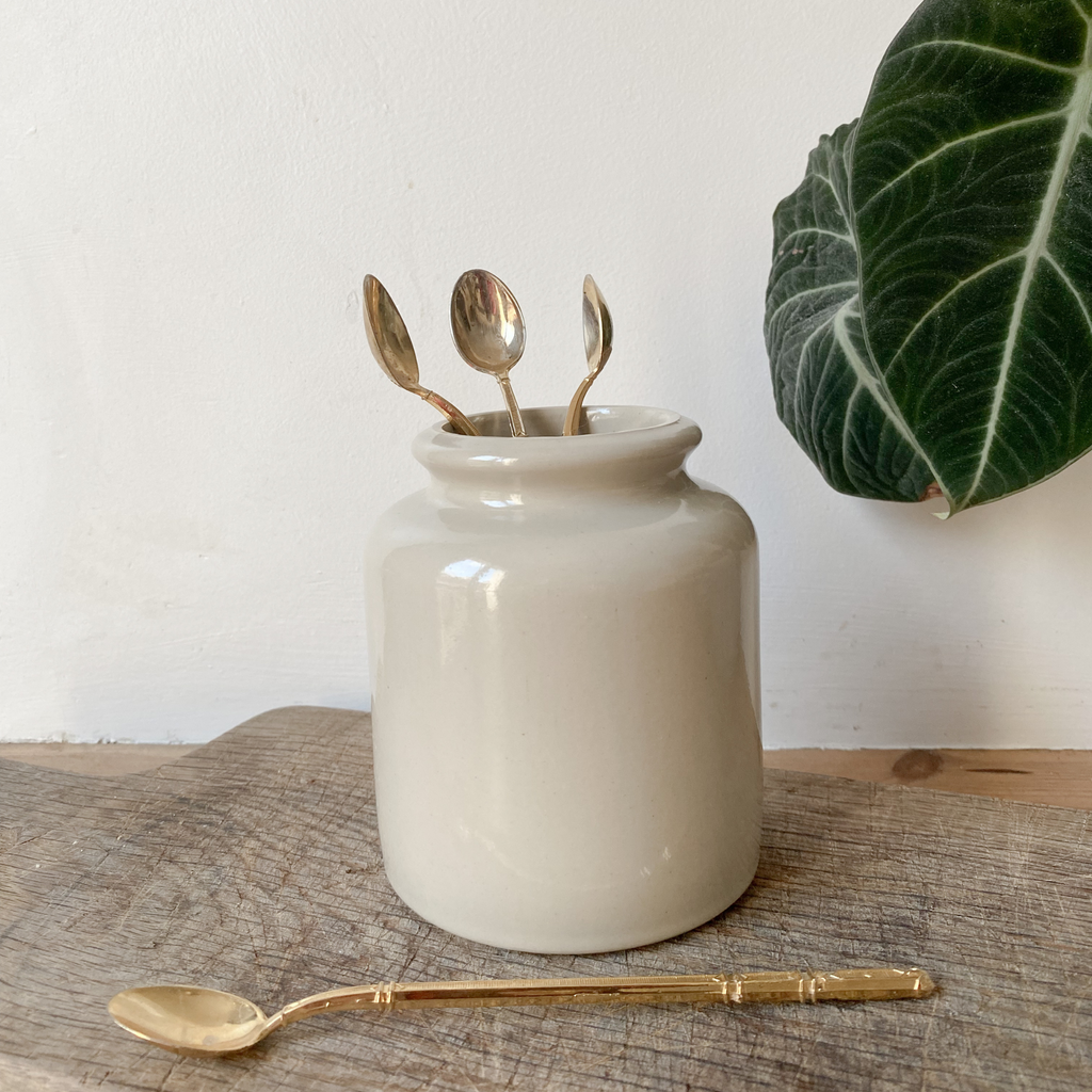Sandstone Pot