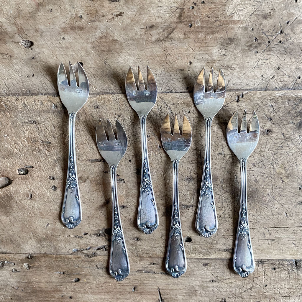 Set of 6 Louix XV ERCUIS Silver Oyster Forks