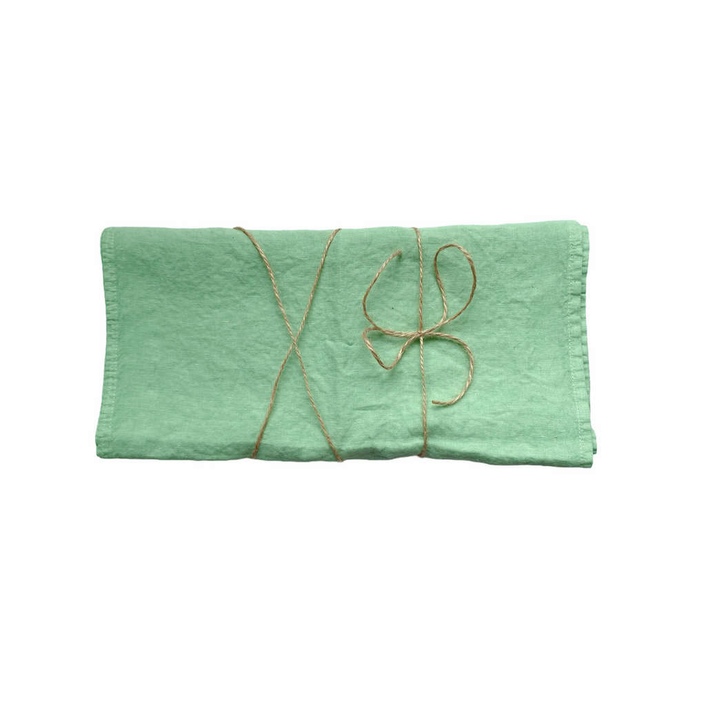 Mint runner from Madame de la Maison