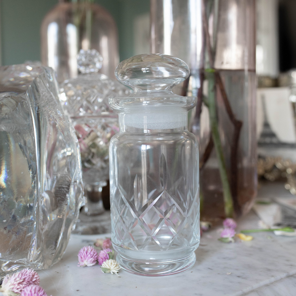 antique tea jar | Madame de la Maison 