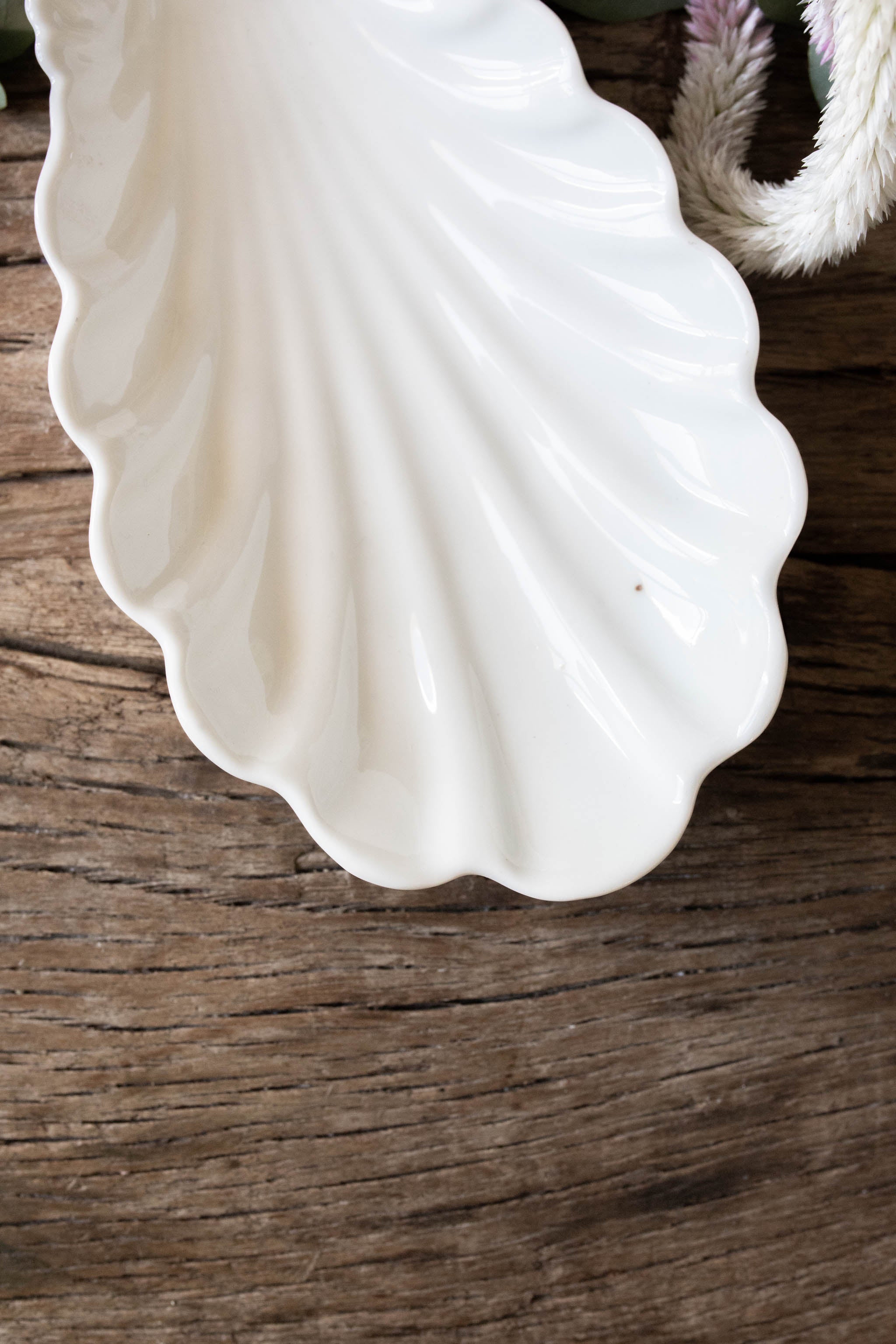 Elongated Shell Dish – Madame de la Maison
