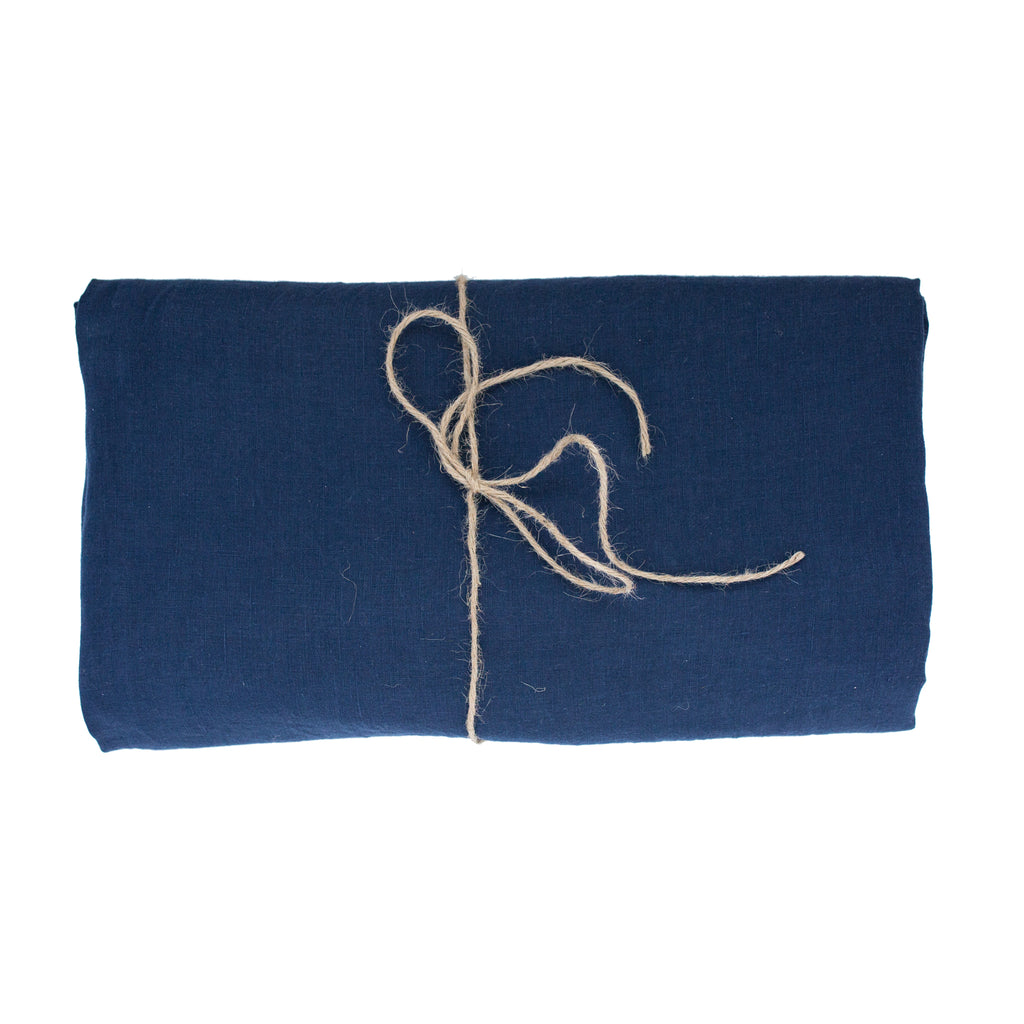 Bleu Minuit Linen Tablecloth 260 x 350